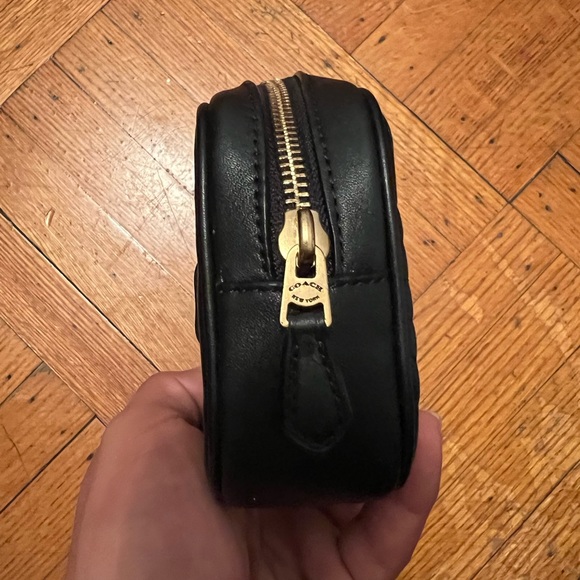 Belt Bag With Deco Quilting Leather - Picture 7 of 7